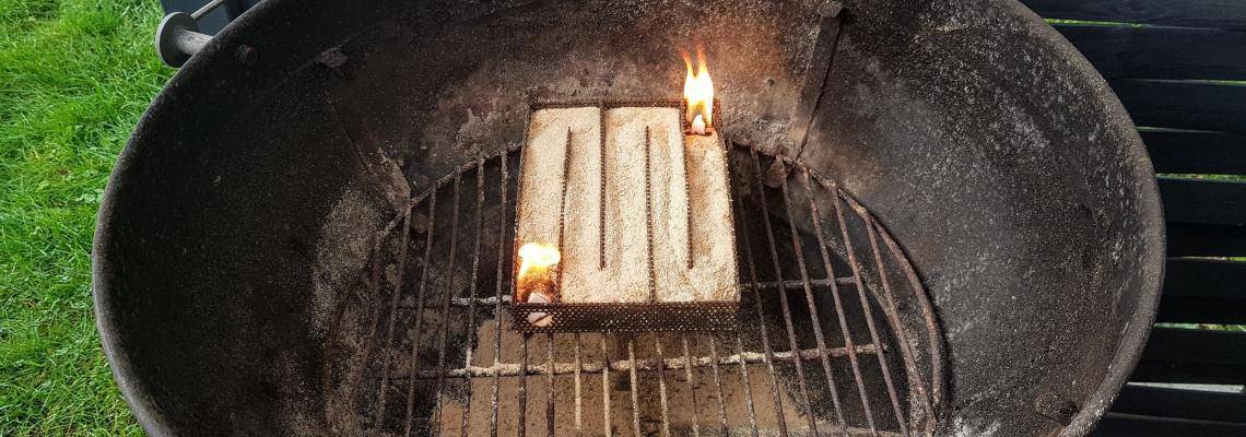 koldrøgning med generator or røgsmuld i almindelig grill